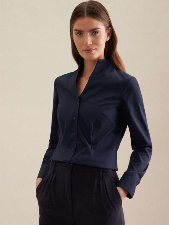 Блузка с воротником-боколкой Uni