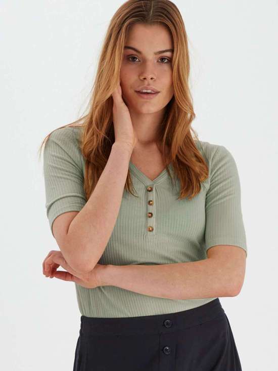 Футболка BYTOELLA