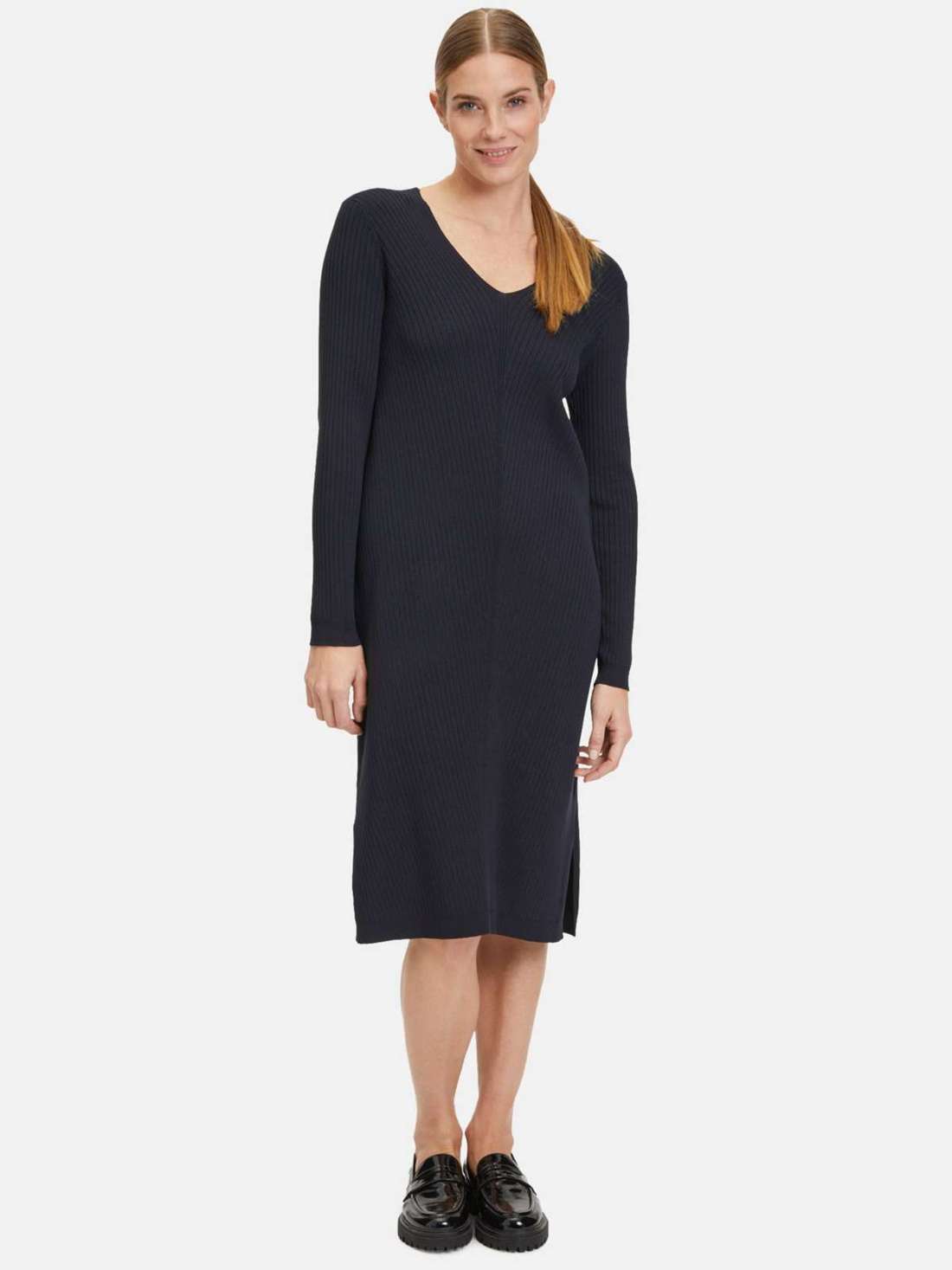 Трикотажное платье