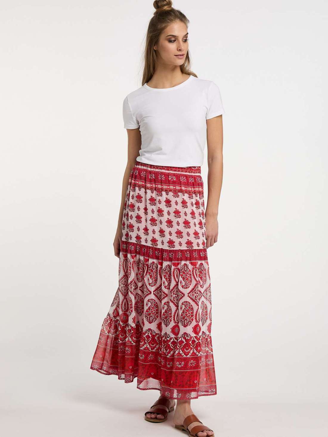 Многоярусная юбка