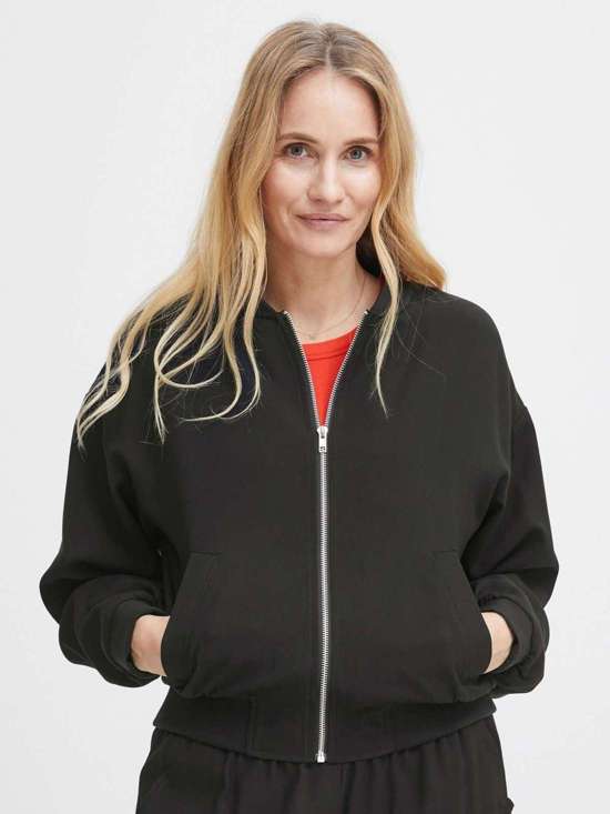 Куртка-бомбер