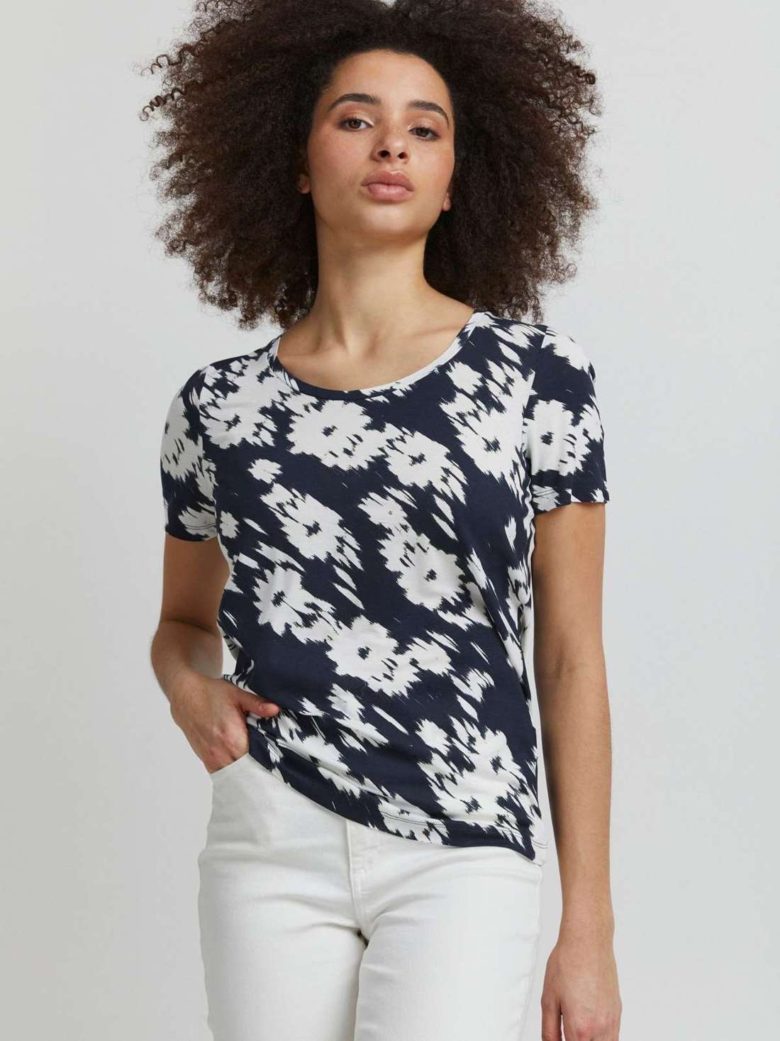 Футболка IHLISA