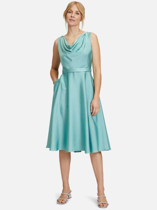 Коктейльное платье