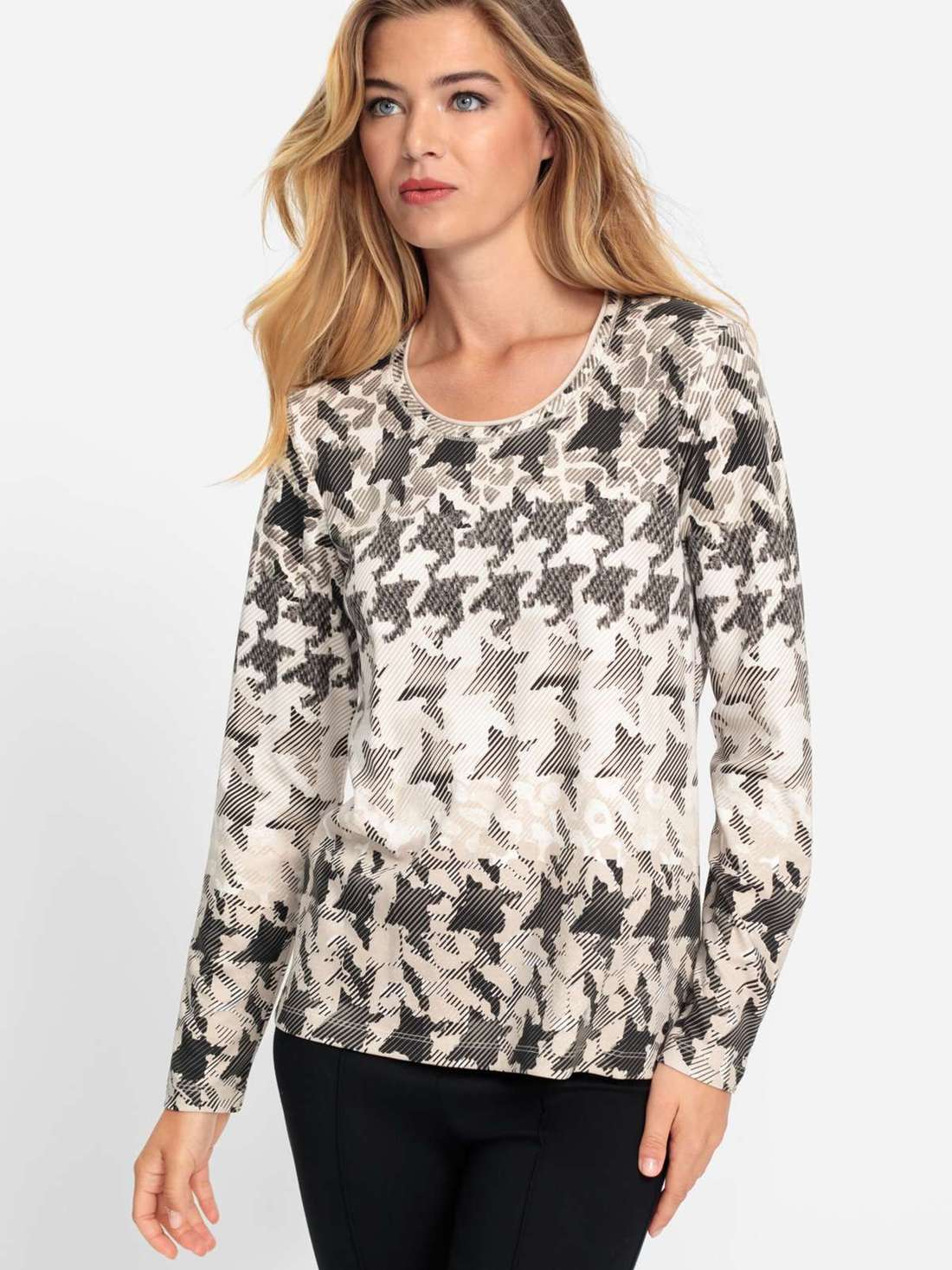 Кофта с длинным рукавом