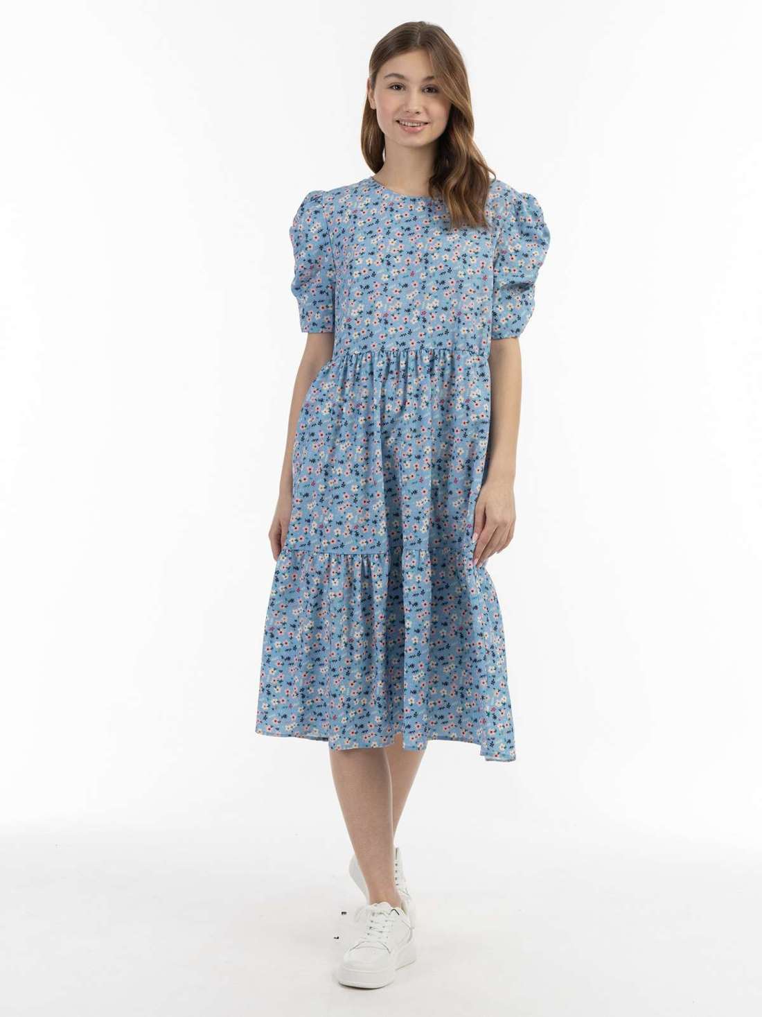 Платье миди с короткими рукавами