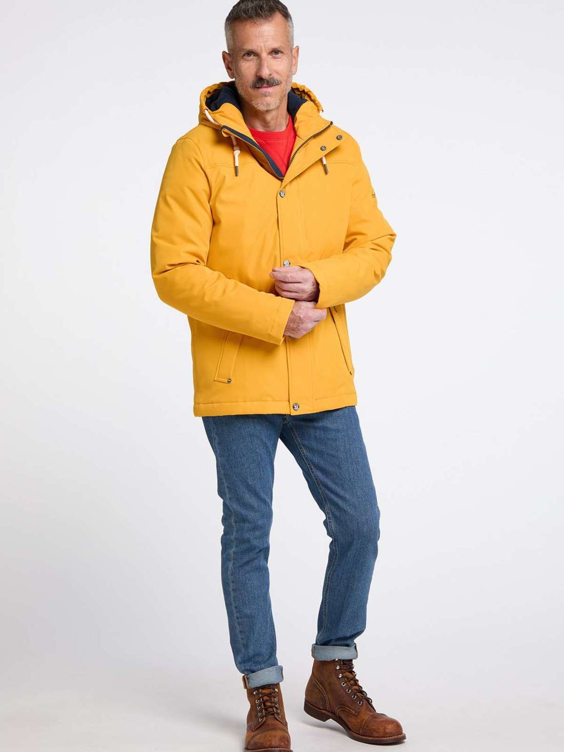 Утепленная зимняя куртка