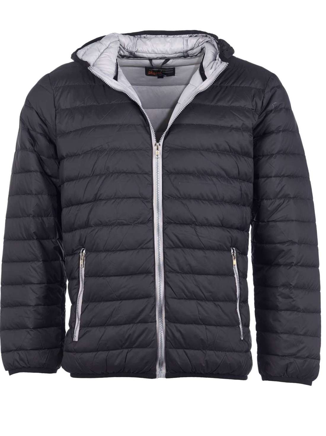 Зимняя куртка с капюшоном