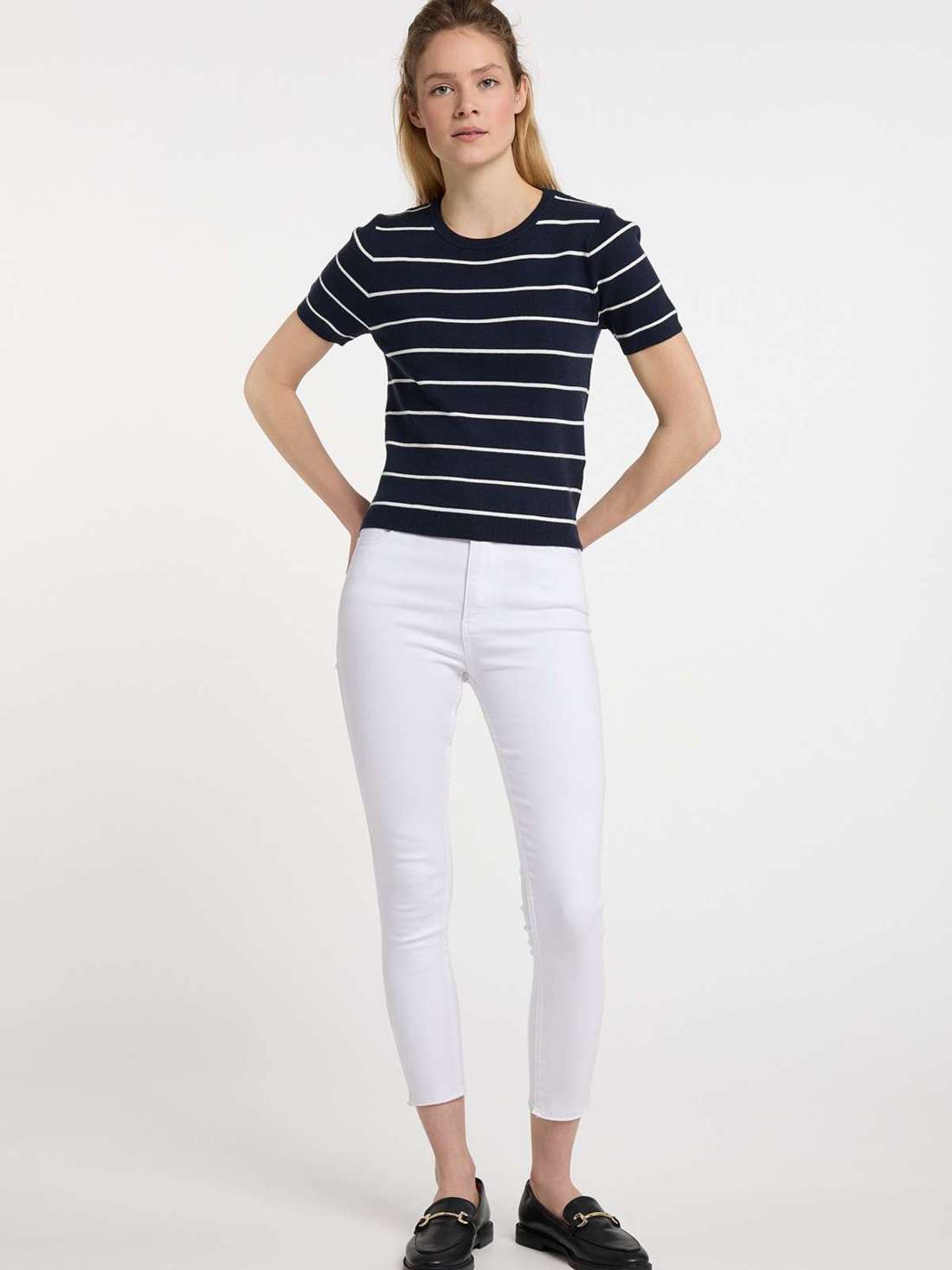 Пуловер с короткими рукавами