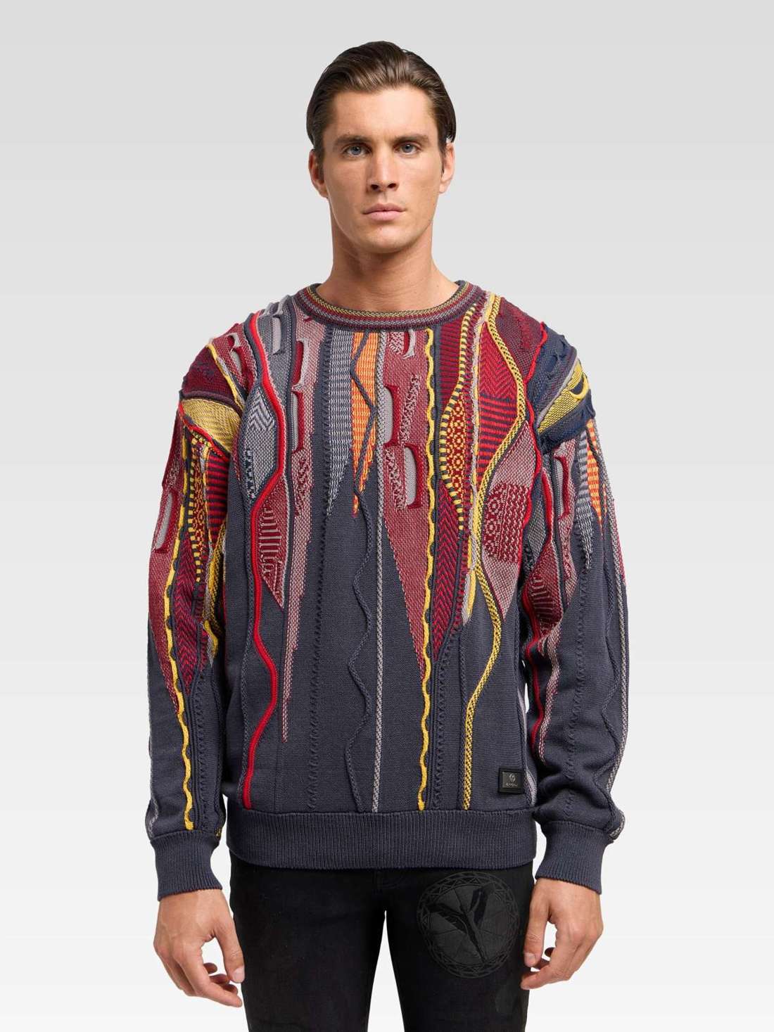 Пуловер с круглым вырезом Dialer