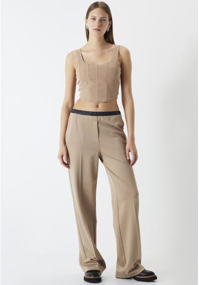 Брюки RELAXED FIT WITH CONTRAST WAIST DETAIL
