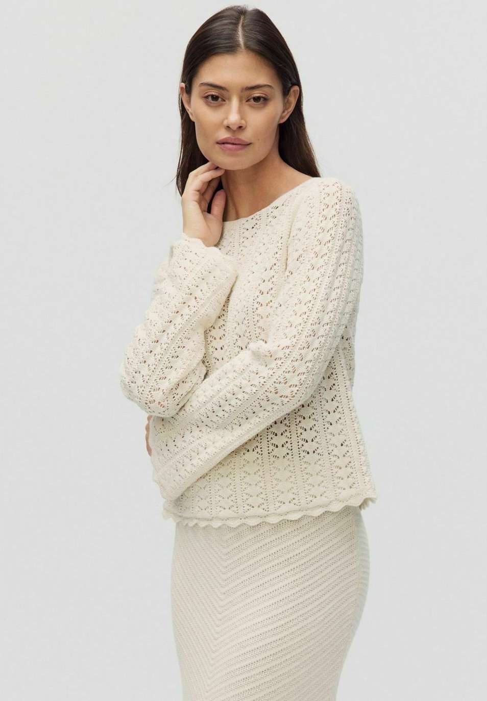 Пуловер LYDIA KNITTED SWEATER
