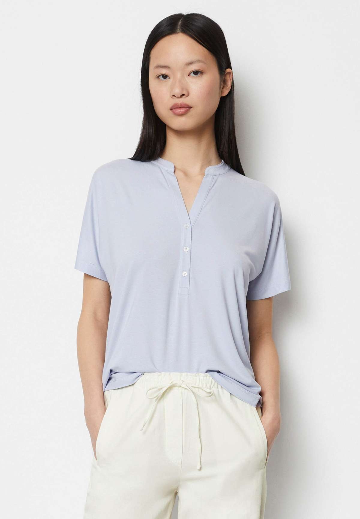 Блузка SHORT-SLEEVE PLACKET AT FRONT