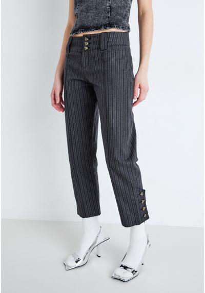 Брюки TAILORED BUTTON TROUSERS
