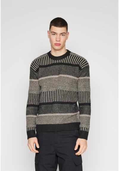 Пуловер COZY TEXTURAL CREW SWEATER