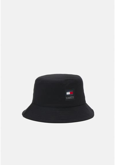 Шляпа MODERN PATCH BUCKET HAT UNISEX