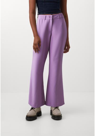 Брюки ONLBERRY MID CLEAN FLARED PANT