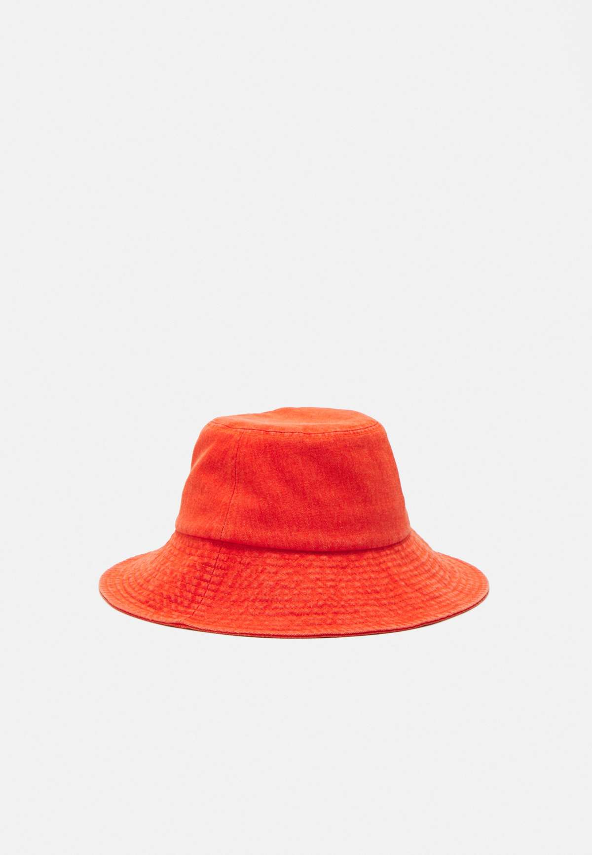 Шляпа HAT