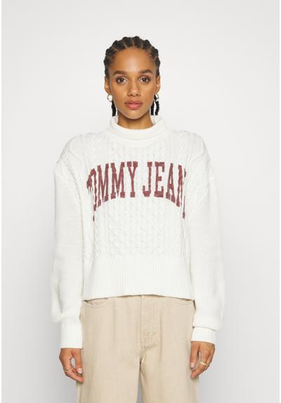 Пуловер CROP COLLEGE CABLE SWEATER CROP COLLEGE CABLE SWEATER