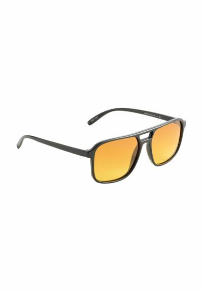 Солнцезащитные очки NAVIGATOR POLARISED- REGULAR FIT